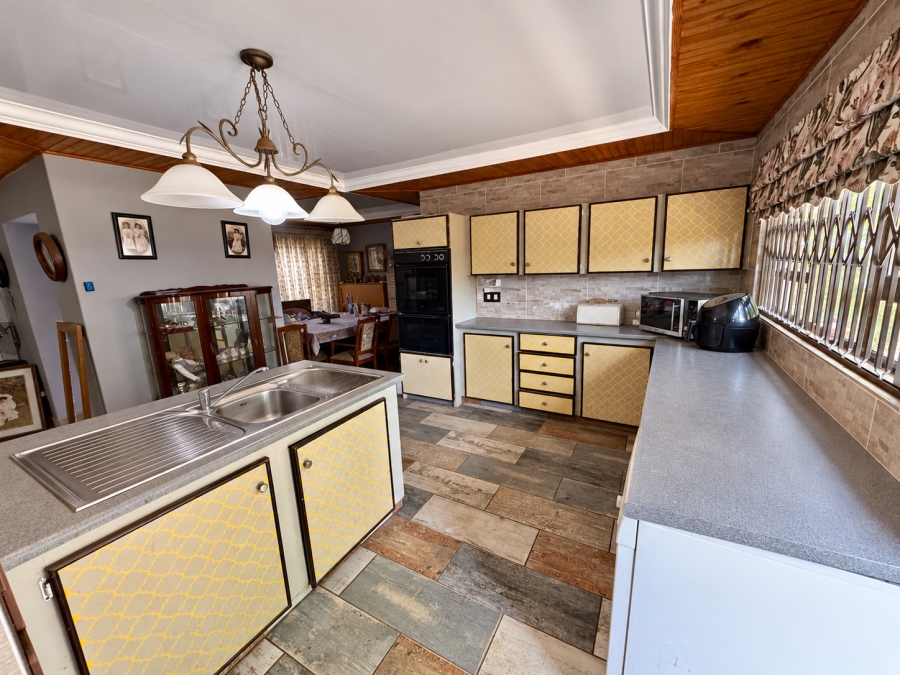 3 Bedroom Property for Sale in Miederpark North West